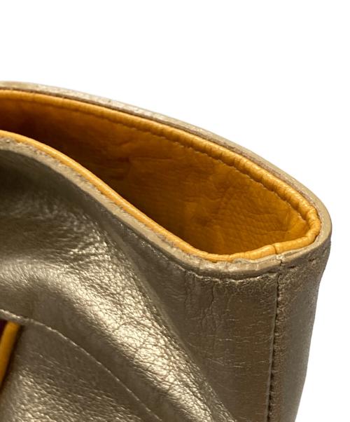 A.D.M.J.（エーディーエムジェイ）A.D.M.J. (エーディーエムジェイ) レザートートバッグ ブラウン×ゴールドの古着・服飾アイテム