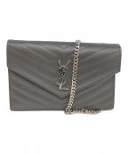 Saint Laurent Parisサンローランパリ）の古着「ENVOLOPE CHAIN WALLET　HPP3939531」｜グレー