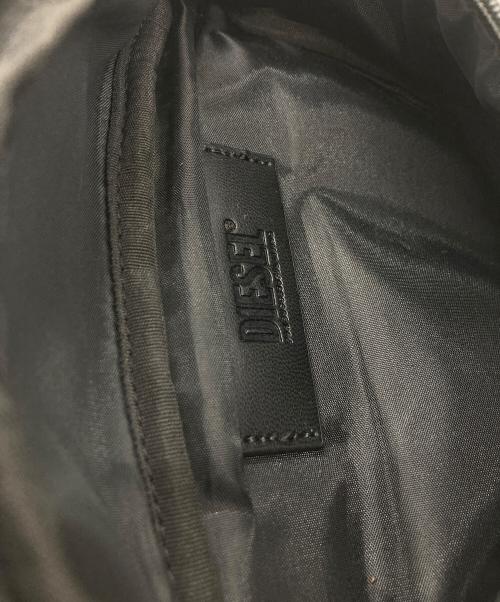 DIESEL（ディーゼル）DIESEL (ディーゼル) ロゴボディバッグ ブラックの古着・服飾アイテム