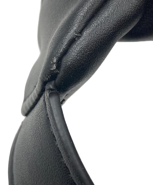 DIESEL（ディーゼル）DIESEL (ディーゼル) ロゴボディバッグ ブラックの古着・服飾アイテム