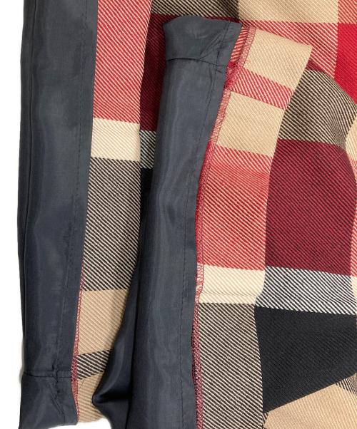 BLUE LABEL CRESTBRIDGE（ブルーレーベルクレストブリッジ）BLUE LABEL CRESTBRIDGE (ブルーレーベルクレストブリッジ) タイトスカート レッド サイズ:Sの古着・服飾アイテム