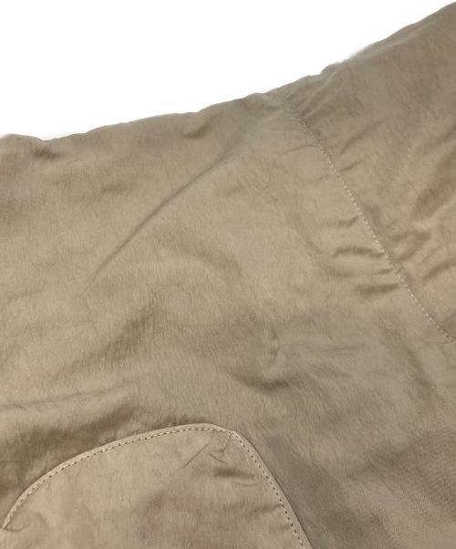 C.P COMPANY（シーピーカンパニー）C.P COMPANY (シーピーカンパニー) Nylon B Tote Bag ベージュの古着・服飾アイテム