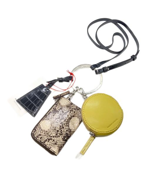 MAISON SPECIAL（メゾンスペシャル）MAISON SPECIAL (メゾンスペシャル) ヴィーガンレザーリングマルチケース イエローの古着・服飾アイテム