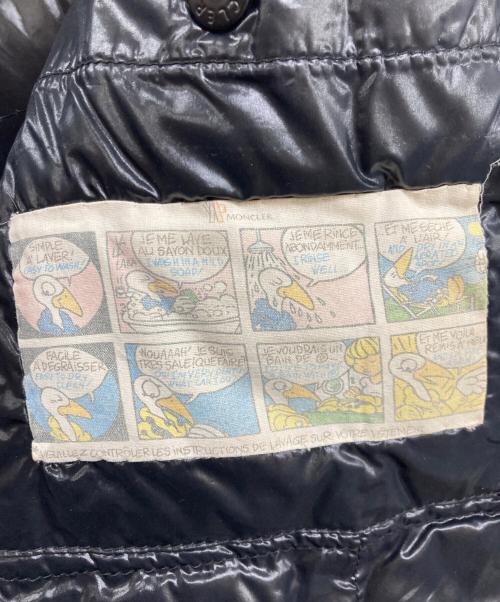 MONCLER（モンクレール）MONCLER (モンクレール) AUBURN ダウンジャケット　41308/50/68950 パープル サイズ:Size2の古着・服飾アイテム