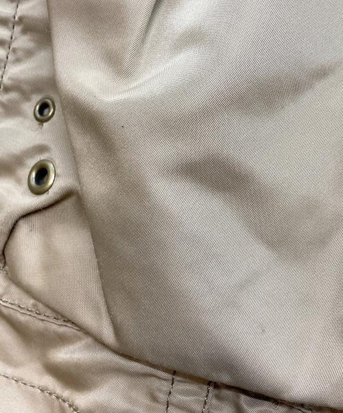 BURBERRY BLUE LABEL（バーバリー ブルー レーベル）BURBERRY BLUE LABEL (バーバリー ブルー レーベル) ファー付コート ベージュ サイズ:40の古着・服飾アイテム