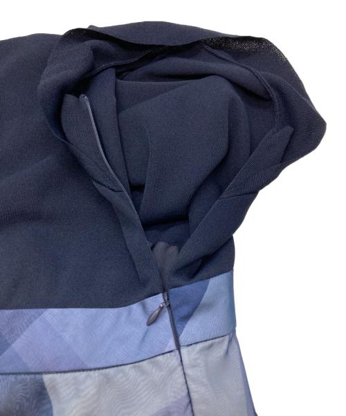 BLUE LABEL CRESTBRIDGE（ブルーレーベルクレストブリッジ）BLUE LABEL CRESTBRIDGE (ブルーレーベルクレストブリッジ) 素材切替半袖ワンピース ネイビー サイズ:38 未使用品の古着・服飾アイテム