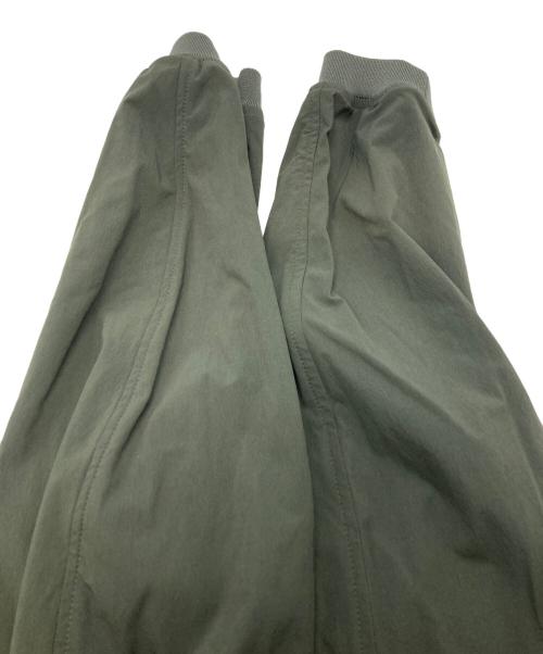 BEAUTY&YOUTH（ビューティーアンドユース）BEAUTY&YOUTH (ビューティーアンドユース) ブルゾン カーキ サイズ:Lの古着・服飾アイテム