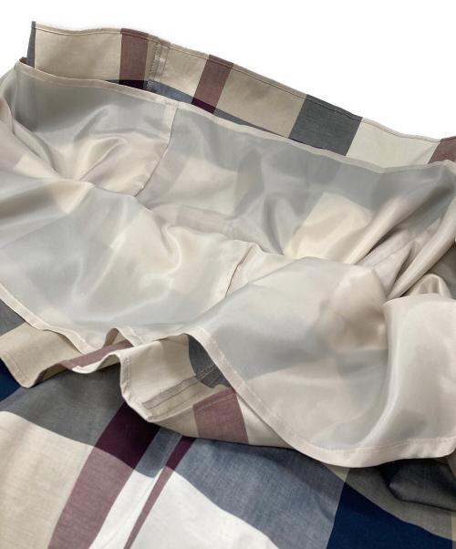 BLUE LABEL CRESTBRIDGE（ブルーレーベルクレストブリッジ）BLUE LABEL CRESTBRIDGE (ブルーレーベルクレストブリッジ) キャミソールチェックワンピース ベージュ×グレー サイズ:38の古着・服飾アイテム