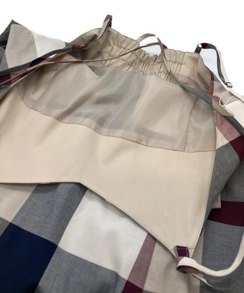 BLUE LABEL CRESTBRIDGE（ブルーレーベルクレストブリッジ）BLUE LABEL CRESTBRIDGE (ブルーレーベルクレストブリッジ) キャミソールチェックワンピース ベージュ×グレー サイズ:38の古着・服飾アイテム