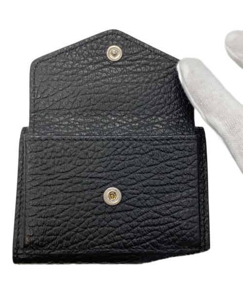 Maison Margiela（メゾンマルジェラ）Maison Margiela (メゾンマルジェラ) グレインレザー3つ折り財布 ブラック×シルバーの古着・服飾アイテム
