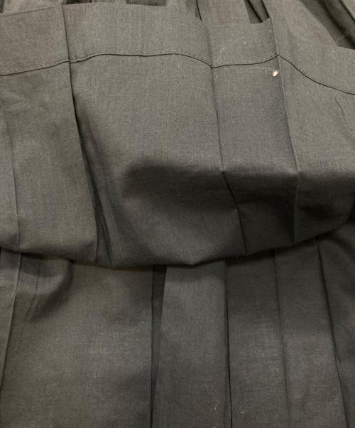 PLEATS PLEASE（プリーツプリーズ）PLEATS PLEASE (プリーツプリーズ) スカート ブラック サイズ:4の古着・服飾アイテム
