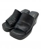 UNTISHOLDアンチショルド）の古着「MARTA」｜ブラック