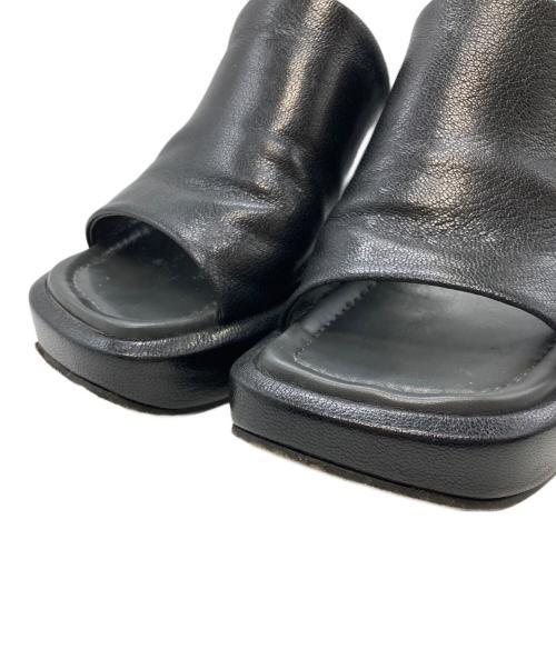 UNTISHOLD（アンチショルド）UNTISHOLD (アンチショルド) MARTA ブラック サイズ:37の古着・服飾アイテム