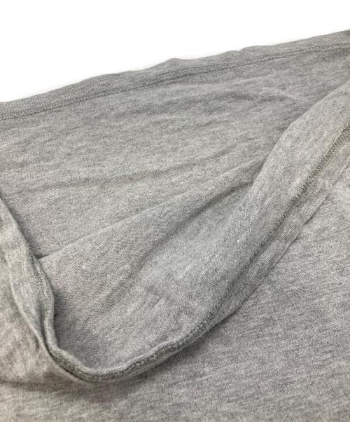 GOODENOUGH（グッドイナフ）GOODENOUGH (グッドイナフ) プリントTシャツ グレー サイズ:Sの古着・服飾アイテム