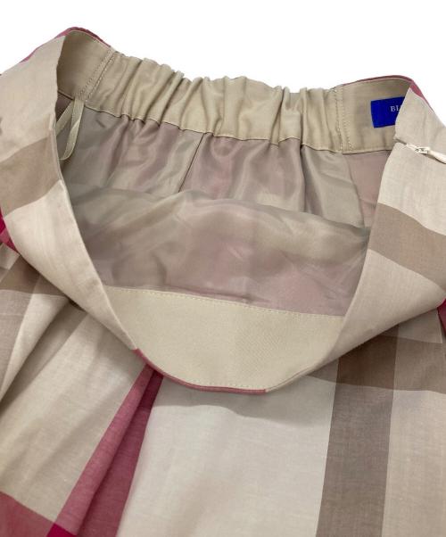 BLUE LABEL CRESTBRIDGE（ブルーレーベルクレストブリッジ）BLUE LABEL CRESTBRIDGE (ブルーレーベルクレストブリッジ) チェックフレアスカート ピンクベージュ サイズ:38 未使用品の古着・服飾アイテム