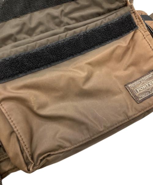 HEAD PORTER（ヘッドポーター）HEAD PORTER (ヘッドポーター) ショルダーバッグ ブラウンの古着・服飾アイテム
