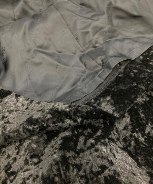 JOHN LAWRENCE SULLIVAN（ジョン ローレンス サリバン）JOHN LAWRENCE SULLIVAN (ジョン ローレンス サリバン) JLS CRUSHED VELVET PENTAGON SLIP DRESS ブラック サイズ:XSの古着・服飾アイテム