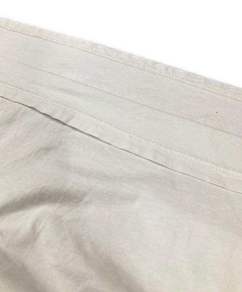 KITH（キス）KITH (キス) BROOKLYN (ブルックリン) Museum Exhibit Tee ホワイト サイズ:XXLの古着・服飾アイテム