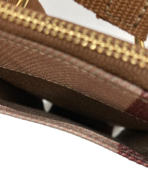 BLUE LABEL CRESTBRIDGE（ブルーレーベルクレストブリッジ）BLUE LABEL CRESTBRIDGE (ブルーレーベルクレストブリッジ) チェックスマホショルダーポーチ ベージュ×ネイビーの古着・服飾アイテム