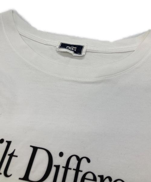 KITH（キス）KITH (キス) Built Different Vintage Tee ホワイト サイズ:XXLの古着・服飾アイテム