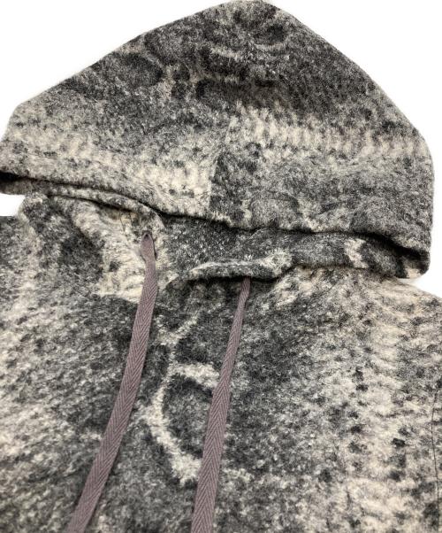 Engineered Garments（エンジニアドガーメンツ）Engineered Garments (エンジニアドガーメンツ) Snake Print Knit グレー サイズ:Freeの古着・服飾アイテム