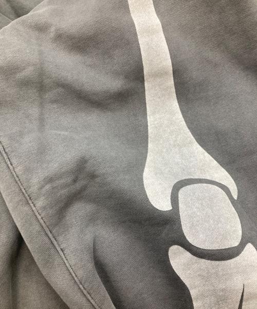 VANSON（バンソン）VANSON (バンソン) ボーンプリントスウェットパンツ グレー サイズ:Ｍの古着・服飾アイテム