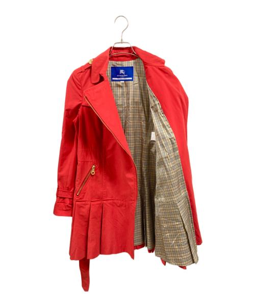 BURBERRY BLUE LABEL（バーバリー ブルー レーベル）BURBERRY BLUE LABEL (バーバリー ブルー レーベル) 金釦トレンチコート レッド サイズ:38の古着・服飾アイテム