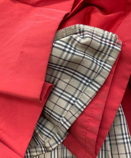 BURBERRY BLUE LABEL（バーバリー ブルー レーベル）BURBERRY BLUE LABEL (バーバリー ブルー レーベル) 金釦トレンチコート レッド サイズ:38の古着・服飾アイテム