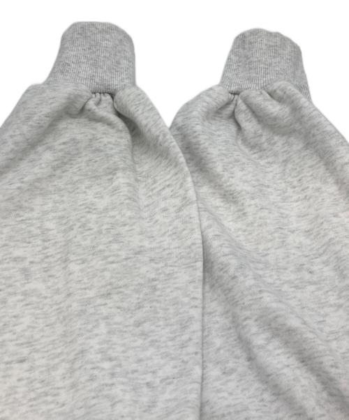 Rose Muse（ロゼミューズ）Rose Muse (ロゼミューズ) Fur logo zip hoodie グレー サイズ:FREEの古着・服飾アイテム