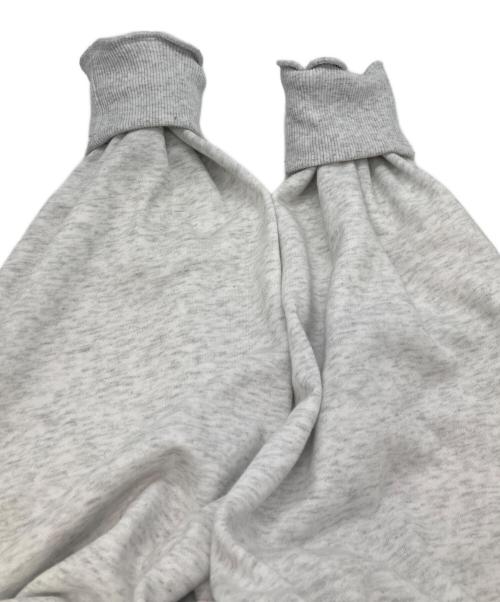 Rose Muse（ロゼミューズ）Rose Muse (ロゼミューズ) Fur logo zip hoodie グレー サイズ:FREEの古着・服飾アイテム
