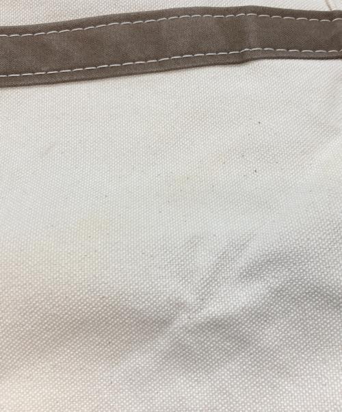 L.L.Bean（エルエルビーン）L.L.Bean (エルエルビーン) REMI RELIEF (レミレリーフ) Begin (ビギン) ボートトート アイボリーの古着・服飾アイテム