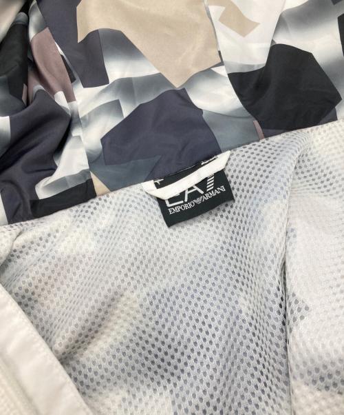 EMPORIO ARMANI（エンポリオ アルマーニ）EMPORIO ARMANI (エンポリオ アルマーニ) ナイロンジャケット ホワイト サイズ:Sの古着・服飾アイテム