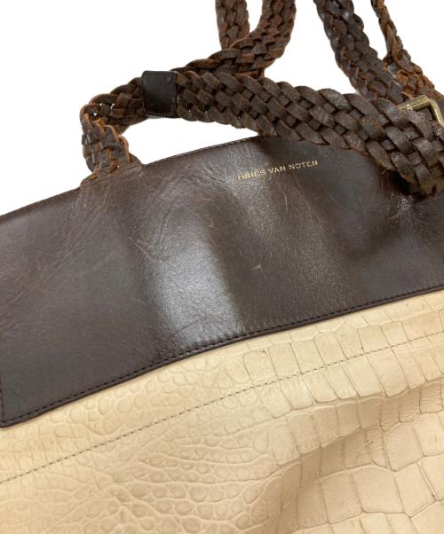 DRIES VAN NOTEN（ドリスヴァンノッテン）DRIES VAN NOTEN (ドリスヴァンノッテン) クロコ型編み込みハンドルトートバッグ アイボリー×ブラウンの古着・服飾アイテム