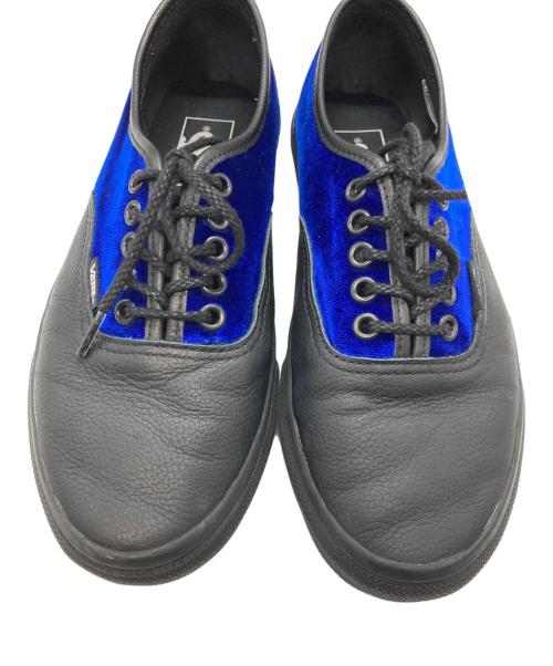 VANS（ヴァンズ）VANS (ヴァンズ) ベロアレザーローカットスニーカー ブラック×ブルー サイズ:24.5の古着・服飾アイテム