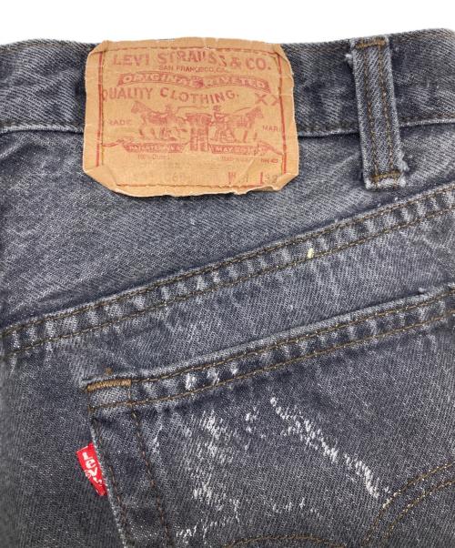 LEVI'S（リーバイス）LEVI'S (リーバイス) 501先染めペイントデニムパンツ ブラック サイズ:31/32の古着・服飾アイテム