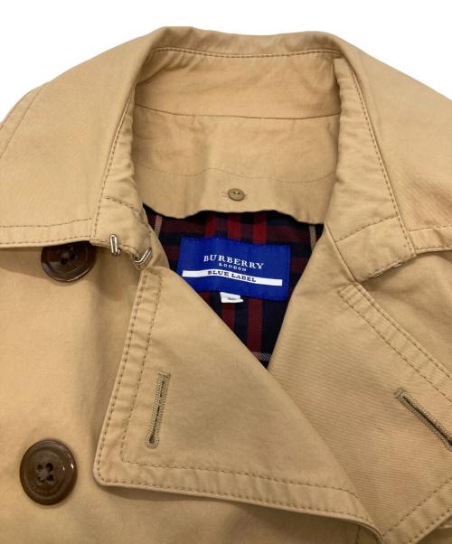 BURBERRY BLUE LABEL（バーバリー ブルー レーベル）BURBERRY BLUE LABEL (バーバリー ブルー レーベル) ショートトレンチコート ベージュ サイズ:Mの古着・服飾アイテム