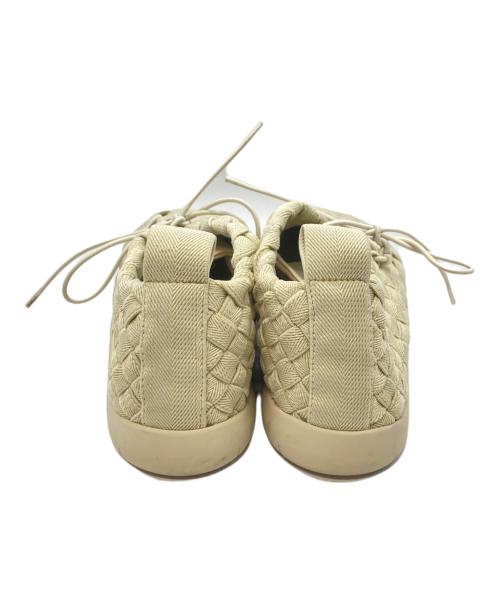 BOTTEGA VENETA（ボッテガベネタ）BOTTEGA VENETA (ボッテガベネタ) イントレチャートプラットスニーカー アイボリー サイズ:40の古着・服飾アイテム