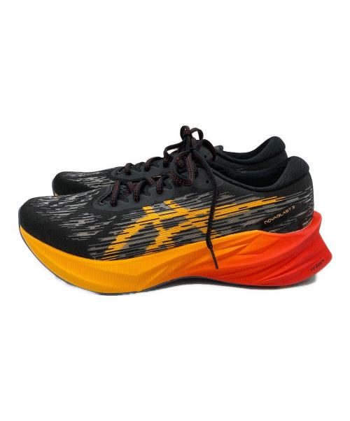 asics（アシックス）asics (アシックス) NOVABLAST 3 ブラック×オレンジ サイズ:26.5 未使用品の古着・服飾アイテム