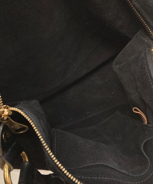 IL BISONTE（イル ビゾンテ）IL BISONTE (イル ビゾンテ) スエードワンショルダーバッグ ブラックの古着・服飾アイテム