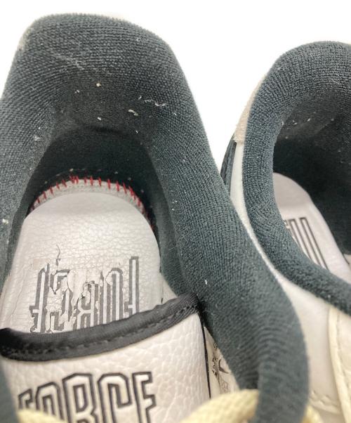 NIKE（ナイキ）NIKE (ナイキ) Air Force 1 '07 Low Grain Sneaker ホワイト×ベージュ サイズ:28の古着・服飾アイテム