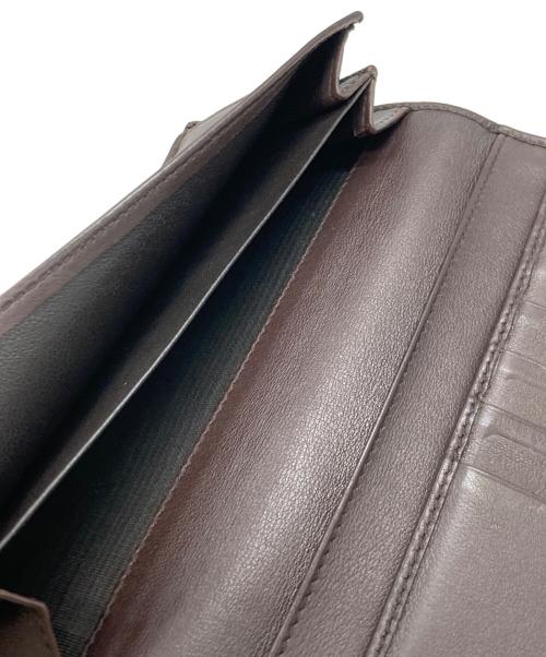 GUCCI（グッチ）GUCCI (グッチ) GG型押し長財布の古着・服飾アイテム