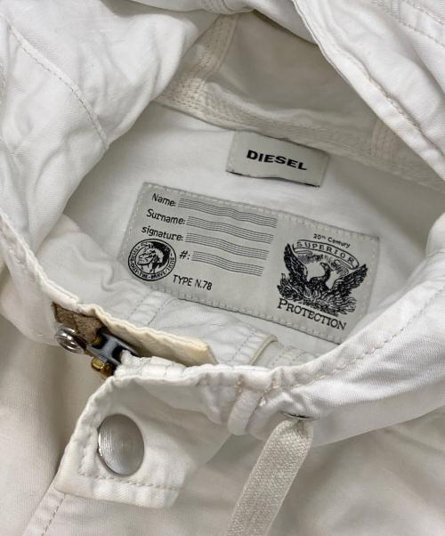 DIESEL（ディーゼル）DIESEL (ディーゼル) フーデッドジャケット ホワイト サイズ:Sの古着・服飾アイテム