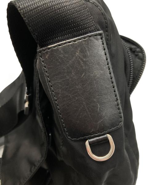 PRADA（プラダ）PRADA (プラダ) ナイロンショルダーバッグ ブラックの古着・服飾アイテム