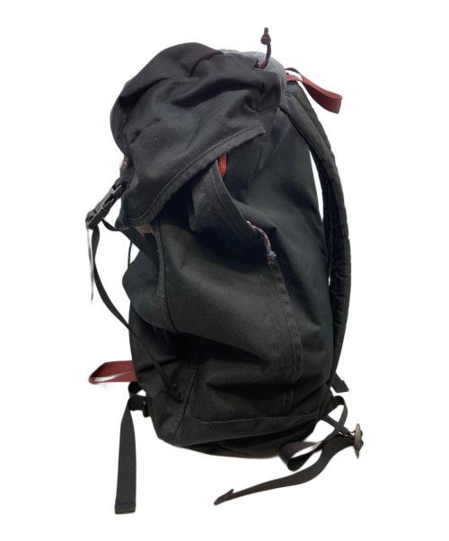 Patagonia（パタゴニア）Patagonia (パタゴニア) Arbor Grande Pack 32L ブラック×レッドの古着・服飾アイテム