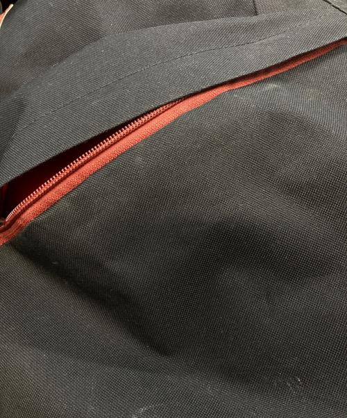 Patagonia（パタゴニア）Patagonia (パタゴニア) Arbor Grande Pack 32L ブラック×レッドの古着・服飾アイテム