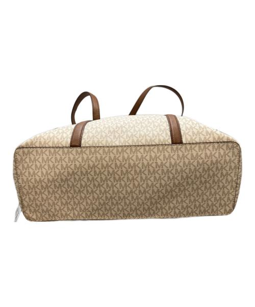 MICHAEL KORS（マイケル・コース）MICHAEL KORS (マイケル・コース) シグネチャートートバッグ アイボリーの古着・服飾アイテム