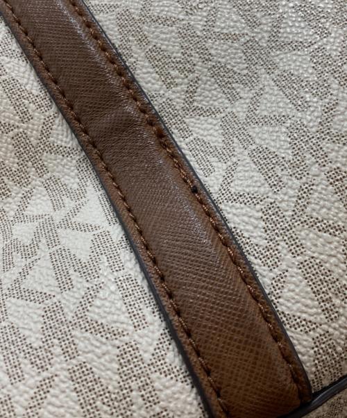 MICHAEL KORS（マイケル・コース）MICHAEL KORS (マイケル・コース) シグネチャートートバッグ アイボリーの古着・服飾アイテム