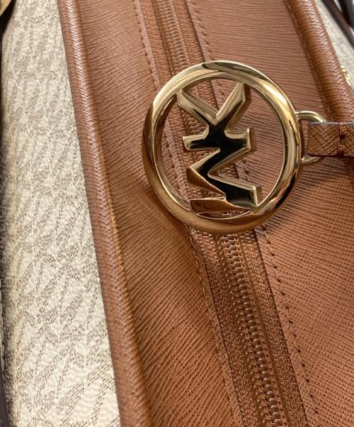 MICHAEL KORS（マイケル・コース）MICHAEL KORS (マイケル・コース) シグネチャートートバッグ アイボリーの古着・服飾アイテム