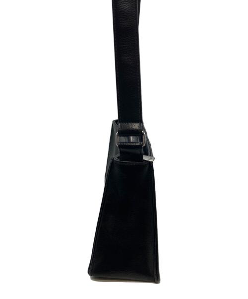 adidas（アディダス）adidas (アディダス) ワンショルダーバッグ ブラックの古着・服飾アイテム