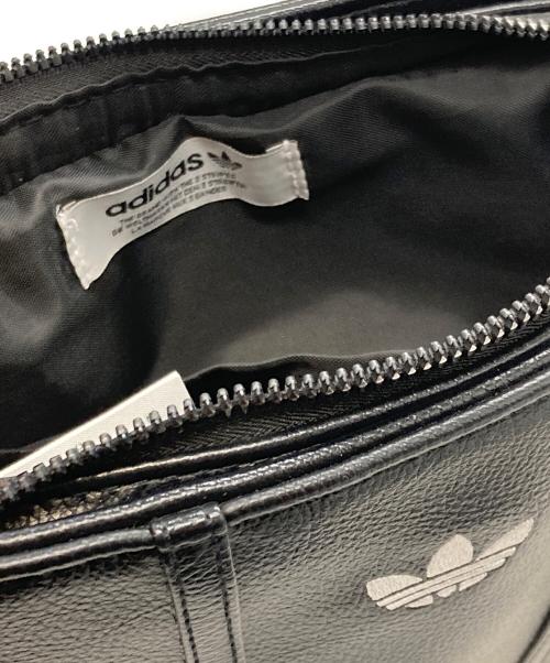 adidas（アディダス）adidas (アディダス) ワンショルダーバッグ ブラックの古着・服飾アイテム